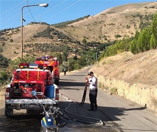 مهار به موقع آتش سوزی در پارک آبیدر مهار به موقع آتش سوزی در پارک آبیدر