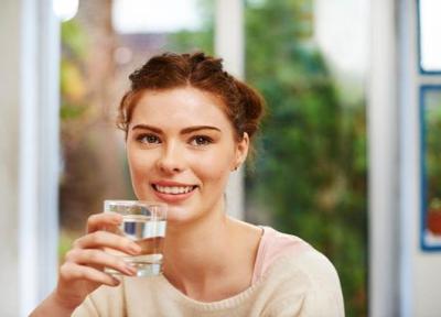 14 زمان طلایی برای نوشیدن آب که نباید از آن ها غفلت کنید