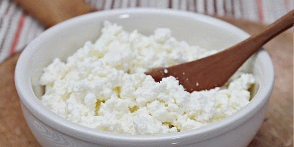 طرز تهیه پنیر خانگی با آبلیمو به ساده ترین روش در خانه
