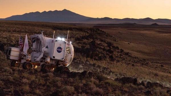 بازگشت دانشمندان از سفر آزمایشی ماه نورد ناسا