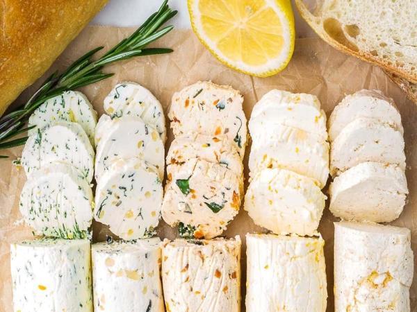 طرز تهیه کره طعم دار؛ از کره سیر برای استیک تا کره صبحانه